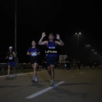 Runner Photo 7345487
