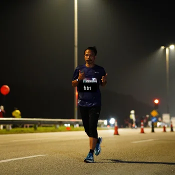Runner Photo 7345489