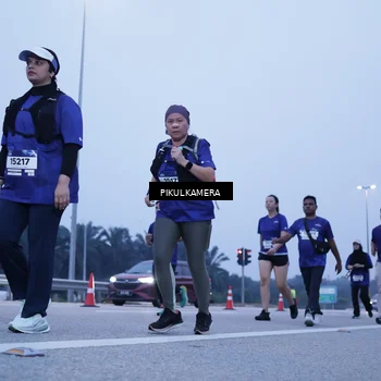 Runner Photo 7345490