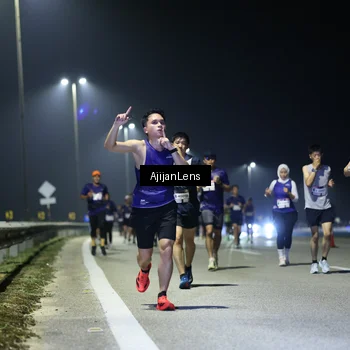 Runner Photo 7345525