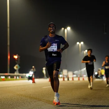 Runner Photo 7345538