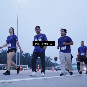 Runner Photo 7345594