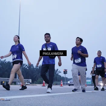 Runner Photo 7345602