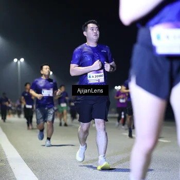 Runner Photo 7345683