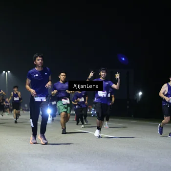 Runner Photo 7345703