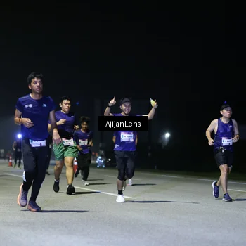Runner Photo 7345712