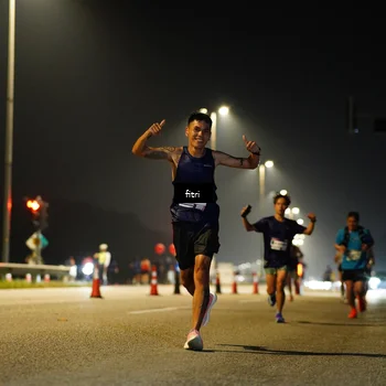 Runner Photo 7345734