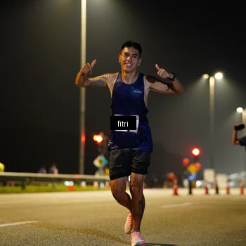 Runner Photo 7345743