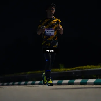 Runner Photo 7345773