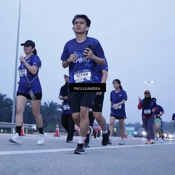 Runner Photo 7345806