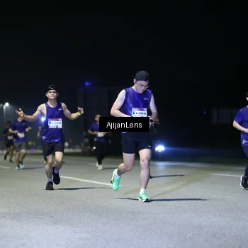 Runner Photo 7345811