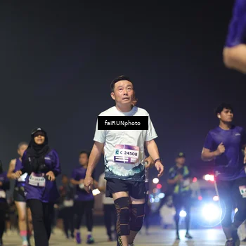 Runner Photo 7345819