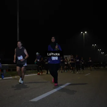 Runner Photo 7345864