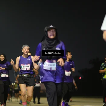 Runner Photo 7345891