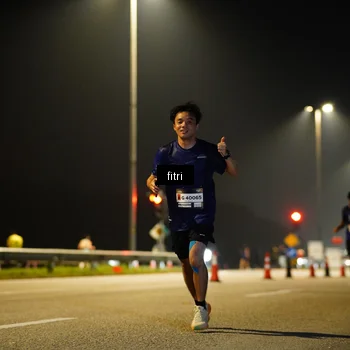 Runner Photo 7345896