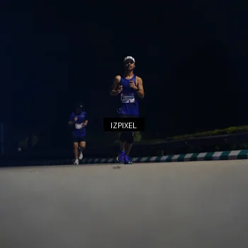 Runner Photo 7345899