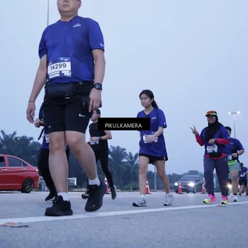 Runner Photo 7345903