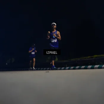 Runner Photo 7345942
