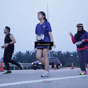Runner Photo 7345946