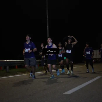 Runner Photo 7345948