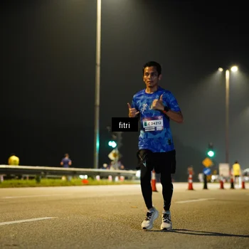 Runner Photo 7345962