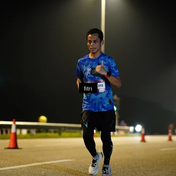 Runner Photo 7345977