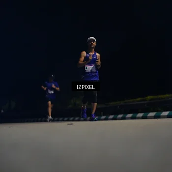 Runner Photo 7346034