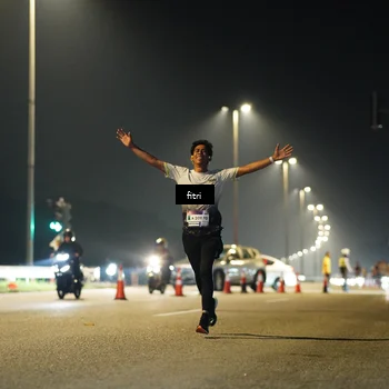 Runner Photo 7346059
