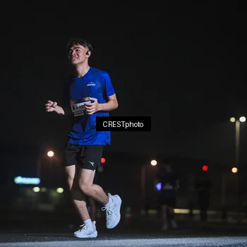 Runner Photo 7346080