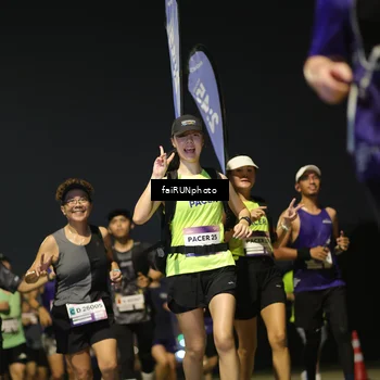 Runner Photo 7346086