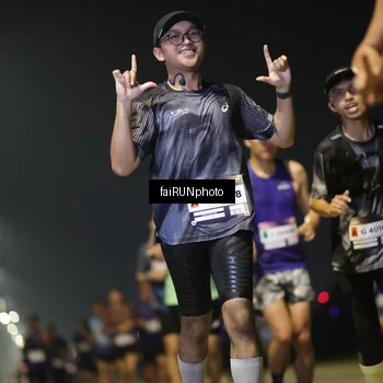 Runner Photo 7346156