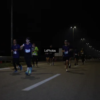 Runner Photo 7346211