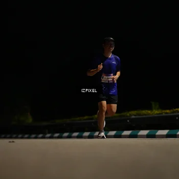 Runner Photo 7346214