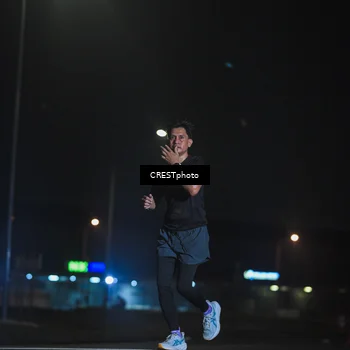 Runner Photo 7346215