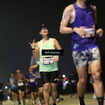 Runner Photo 7346221