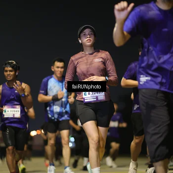 Runner Photo 7346285