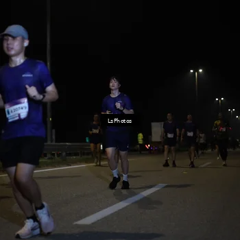 Runner Photo 7346295