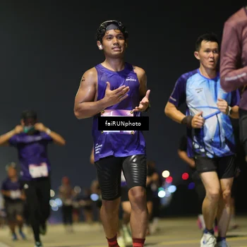 Runner Photo 7346318
