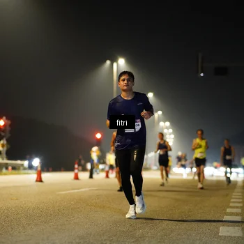 Runner Photo 7346327