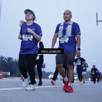 Runner Photo 7346338