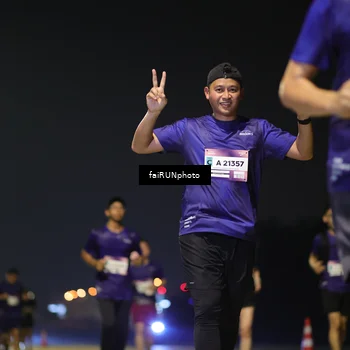 Runner Photo 7346343