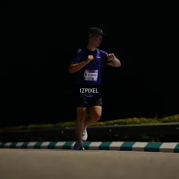 Runner Photo 7346389