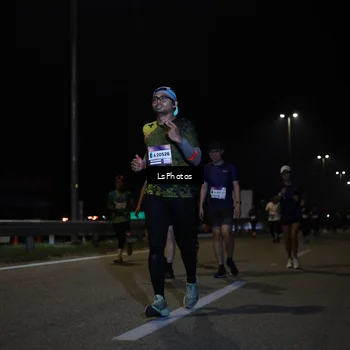 Runner Photo 7346419