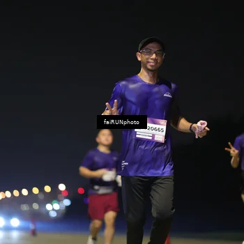 Runner Photo 7346442