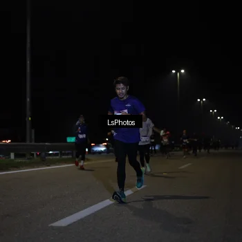 Runner Photo 7346500