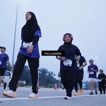 Runner Photo 7346521