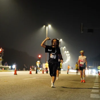 Runner Photo 7346526