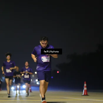 Runner Photo 7346548