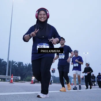 Runner Photo 7346563