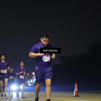 Runner Photo 7346570